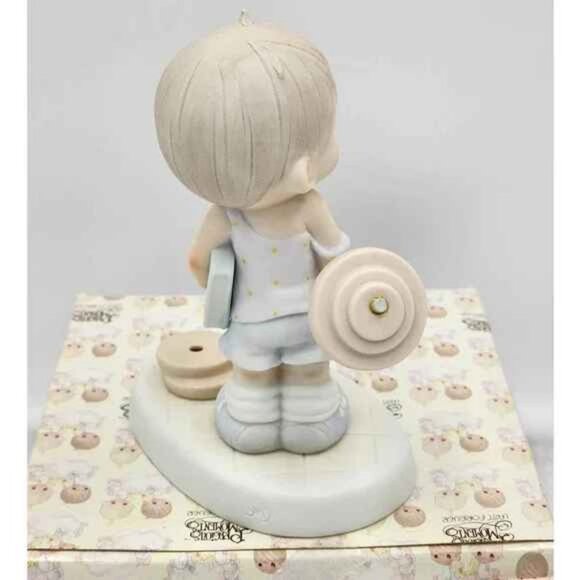 Precious Moments Figurine Believe The Impossible 109487 Vintage 1987 W/Box Tags - Picture 6 of 12